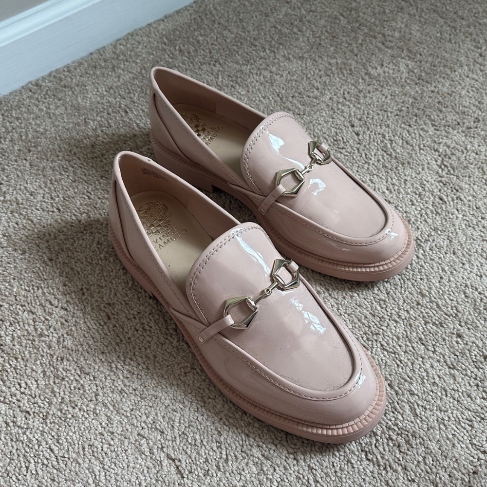 Vince Camuto Elpia loafers 9.5